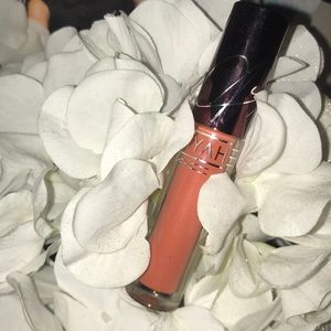 Mac Exclusive Aaliyah Collection Lip gloss